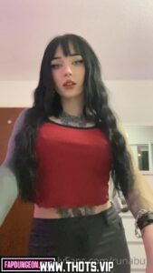 Runabyte Beautiful Sexy Bisexual Tweeter Influencer